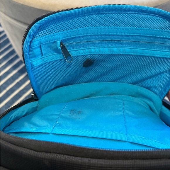 THULE EnRout Camera Backpack - Picture 13 of 14